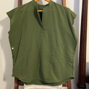 Figs Rafaela Scrub Top Size small in color “Olive”